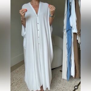 Elegant White Maxi Dress